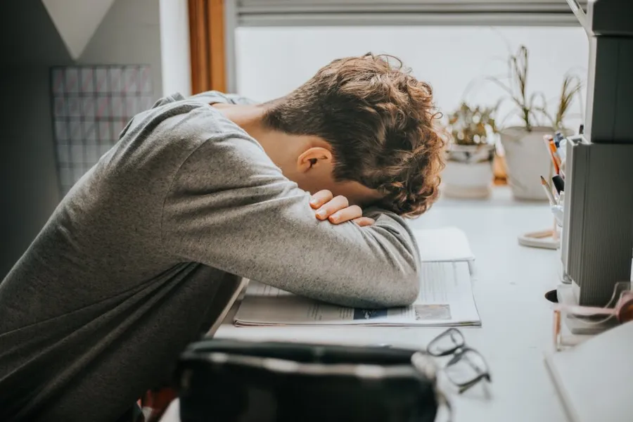 Deal with Homesickness Tips on how to deal with homesickness at university for first-year students