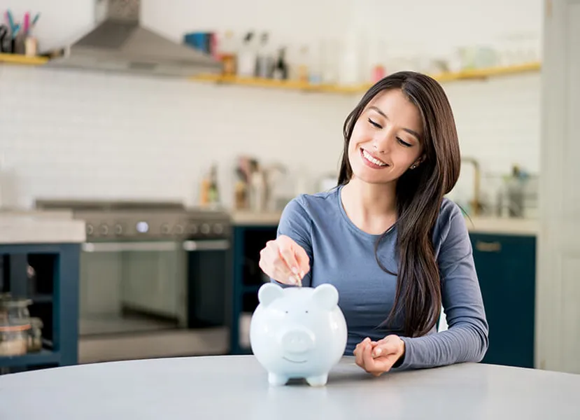 Manage Money as a College Student How to manage money as a college student and save cash