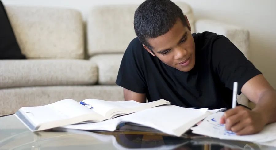 How to improve concentration while studying at home workspace layout optimization