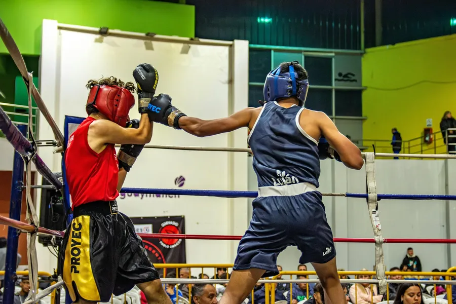 How to train for amateur boxing as absolute beginners