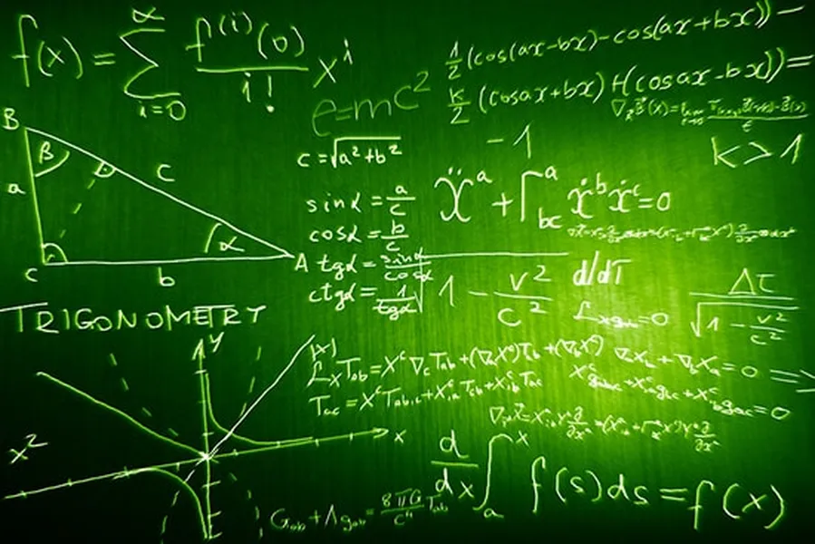 Quantum Physics Explained Quantum computing and applied physics explained easily for beginners